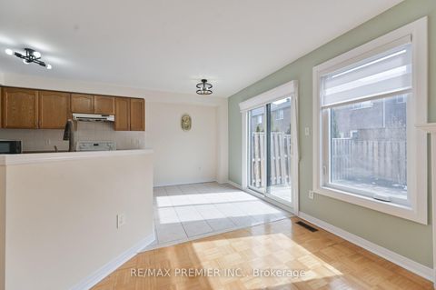 Photo 11 at 152 Laurelhurst Crescent, Vellore Village, Vaughan