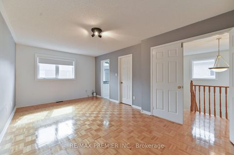 Photo 21 at 152 Laurelhurst Crescent, Vellore Village, Vaughan
