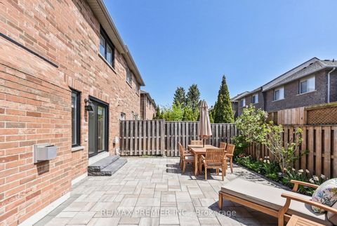 Photo 27 at 152 Laurelhurst Crescent, Vellore Village, Vaughan