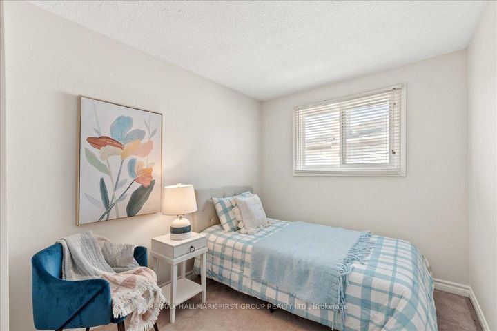 Photo 18 at 1094 St Andrews Court, Donevan, Oshawa