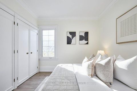 Photo 16 at 131 Alma Street, O'Neill, Oshawa