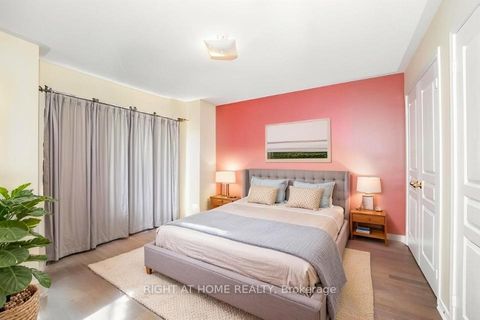 Photo 7 at 48 Curran Hall Crescent, Morningside, Toronto