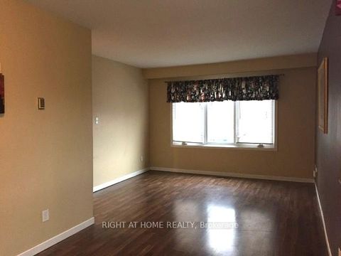 Photo 4 at 23 Carlton Road, Cundles East, Barrie