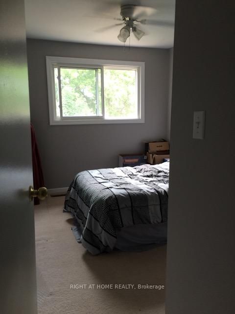 Photo 6 at 23 Carlton Road, Cundles East, Barrie