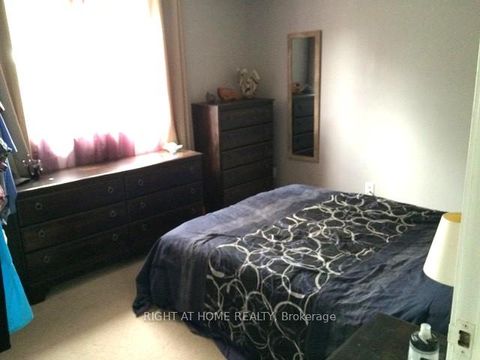 Photo 8 at 23 Carlton Road, Cundles East, Barrie