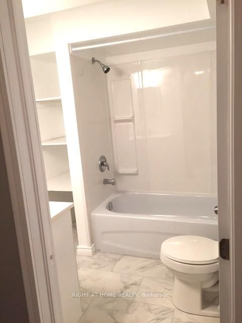 Photo 15 at 23 Carlton Road, Cundles East, Barrie