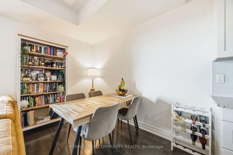 Photo 7 at 601 - 30 Old Mill Road, Kingsway South, Toronto