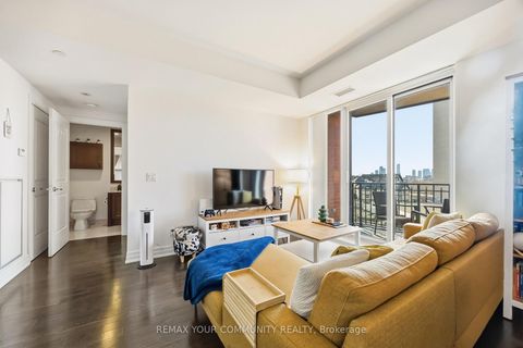 Photo 8 at 601 - 30 Old Mill Road, Kingsway South, Toronto