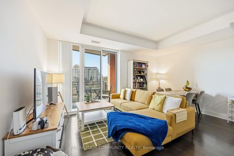 Photo 9 at 601 - 30 Old Mill Road, Kingsway South, Toronto