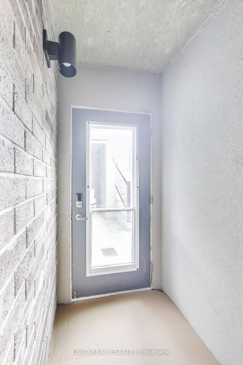 Photo 6 at A - 14 Lookout Drive, Bowmanville, Clarington