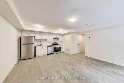 Photo 8 at A - 14 Lookout Drive, Bowmanville, Clarington