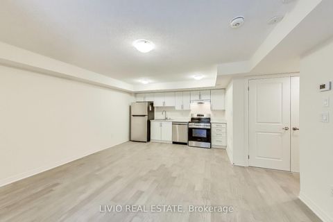 Photo 9 at A - 14 Lookout Drive, Bowmanville, Clarington