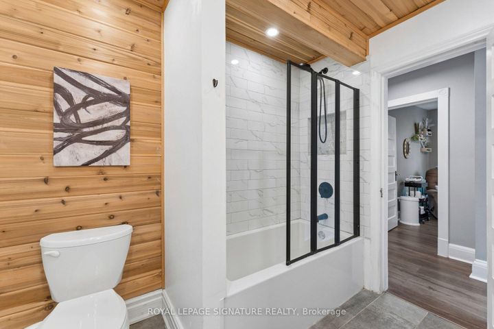 Photo 36 at 71 English Street, Brampton West, Brampton