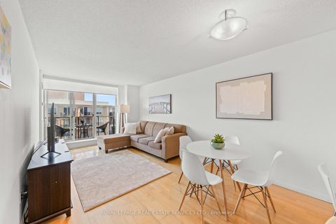 Photo 8 at 606 - 18 Wanless Avenue, Lawrence Park North, Toronto