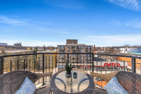 Photo 11 at 606 - 18 Wanless Avenue, Lawrence Park North, Toronto