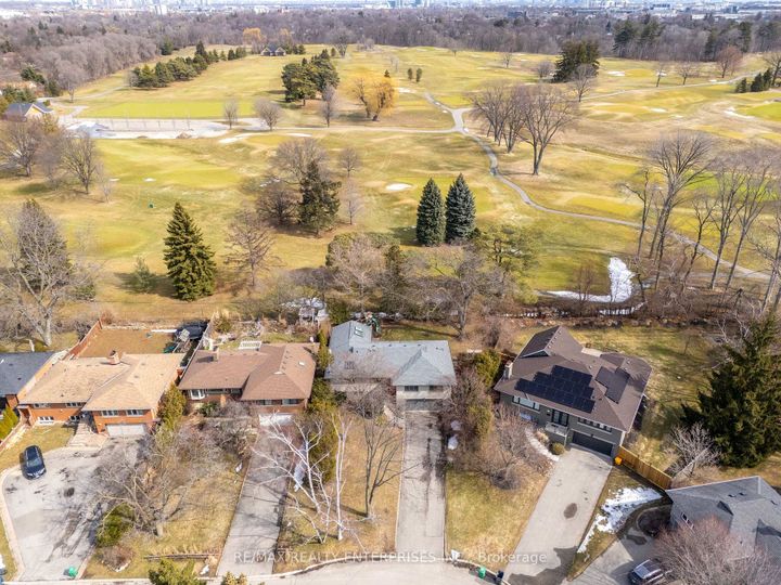 Photo 42 at 1439 Larchview Trail, Lakeview, Mississauga