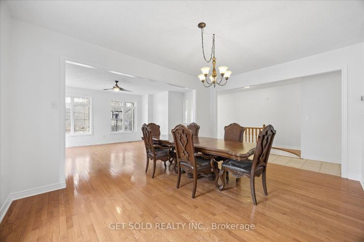 Photo 12 at 16 Deerchase Road, Bram East, Brampton