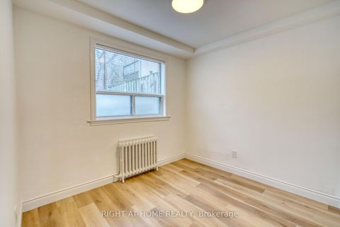 Photo 6 at 101 Sixteenth Street, New Toronto, Toronto