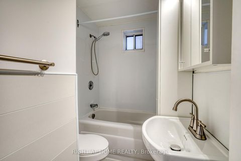 Photo 8 at 101 Sixteenth Street, New Toronto, Toronto