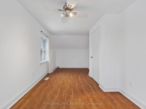 Photo 16 at 160 Pleasant Avenue, Newtonbrook West, Toronto