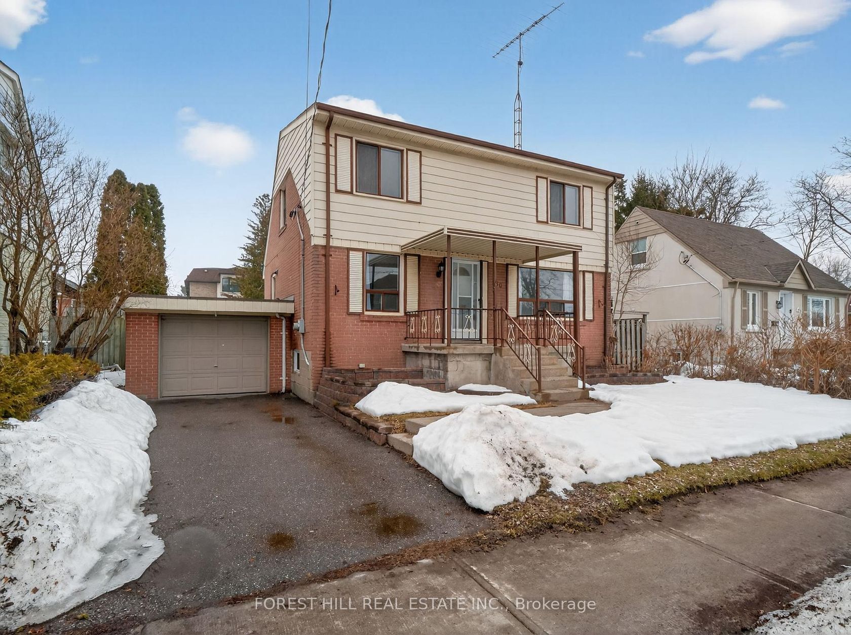 160 Pleasant Avenue, Newtonbrook West, Toronto 