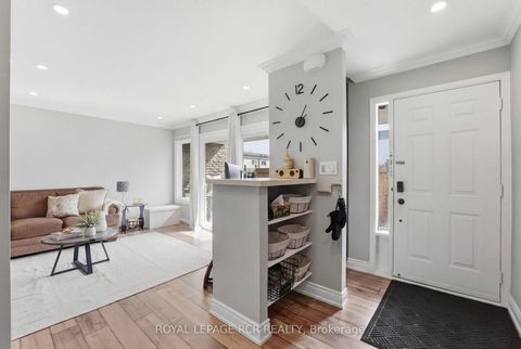 Photo 2 at 28 - 155 Milestone Crescent, Aurora Village, Aurora