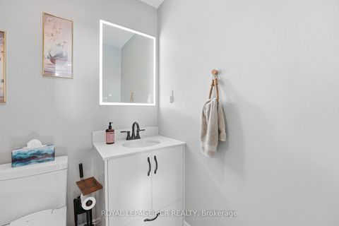 Photo 15 at 28 - 155 Milestone Crescent, Aurora Village, Aurora