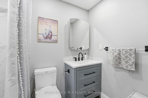 Photo 18 at 28 - 155 Milestone Crescent, Aurora Village, Aurora