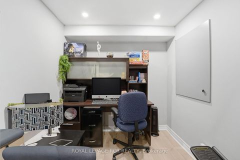 Photo 20 at 28 - 155 Milestone Crescent, Aurora Village, Aurora