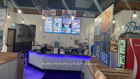 Photo 2 at A010 - 4543 Kingston Road, West Hill, Toronto