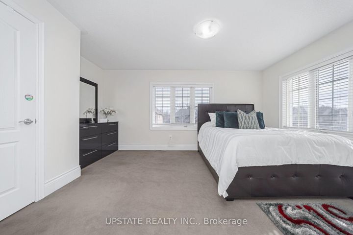 Photo 31 at 2 Beachville Circle, Credit Valley, Brampton