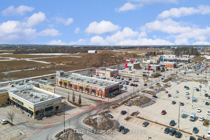 Photo 47 at 2 Beachville Circle, Credit Valley, Brampton