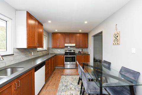 Photo 7 at 34 Paragon Road, The Westway, Toronto