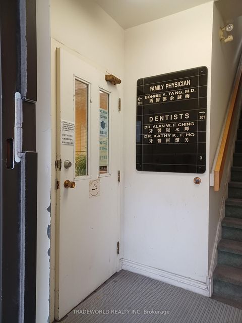 Photo 4 at 110 Beverley Street, Chinatown, Toronto