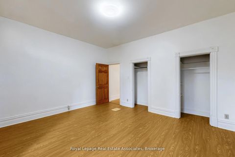 Photo 22 at 143 Seaton Street, Moss Park, Toronto