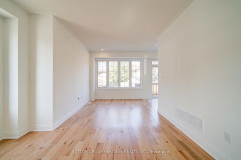 Photo 6 at 21 Deer Creek Court, Centennial Scarborough, Toronto