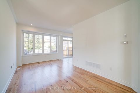 Photo 7 at 21 Deer Creek Court, Centennial Scarborough, Toronto