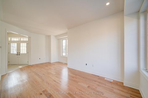 Photo 9 at 21 Deer Creek Court, Centennial Scarborough, Toronto