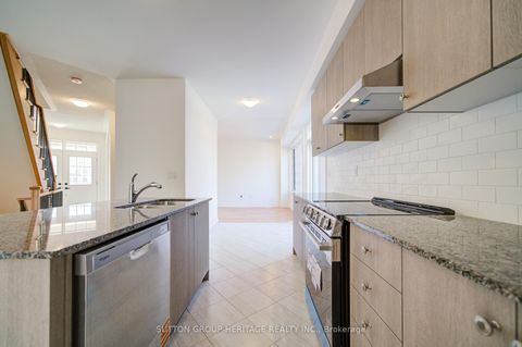 Photo 12 at 21 Deer Creek Court, Centennial Scarborough, Toronto