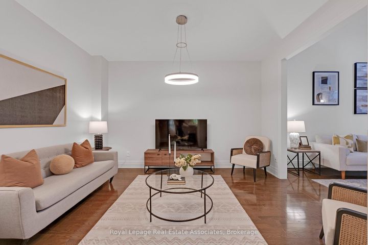 Photo 3 at 103 - 1915 Broad Hollow Gate, Erin Mills, Mississauga