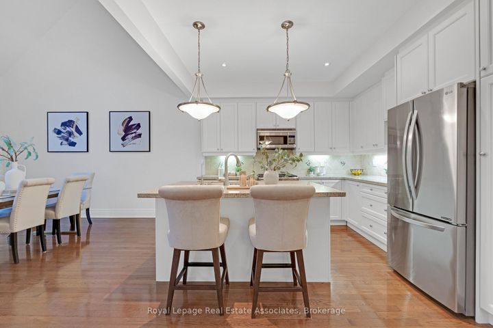 Photo 6 at 103 - 1915 Broad Hollow Gate, Erin Mills, Mississauga