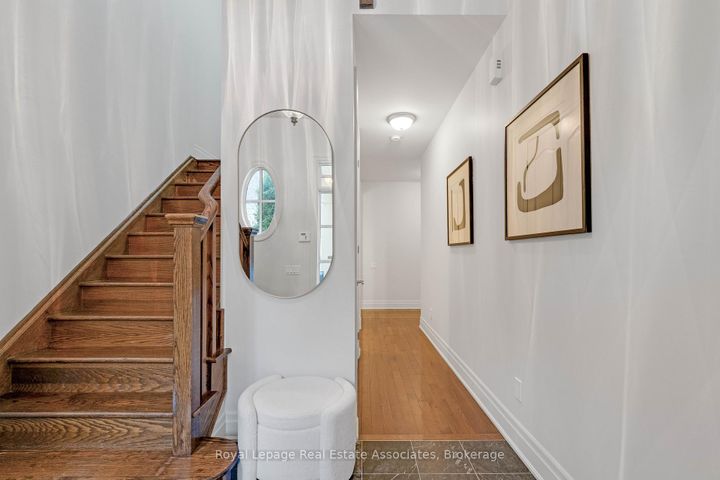 Photo 11 at 103 - 1915 Broad Hollow Gate, Erin Mills, Mississauga