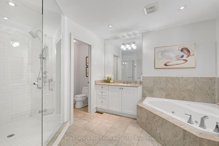 Photo 16 at 103 - 1915 Broad Hollow Gate, Erin Mills, Mississauga