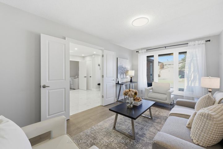 Photo 14 at 4134 Murray Hill Crescent, Creditview, Mississauga