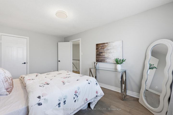 Photo 32 at 4134 Murray Hill Crescent, Creditview, Mississauga