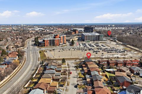 Photo 2 at 4134 Murray Hill Crescent, Creditview, Mississauga