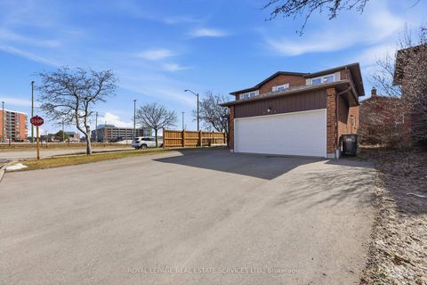 Photo 5 at 4134 Murray Hill Crescent, Creditview, Mississauga