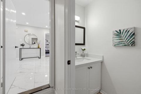 Photo 15 at 4134 Murray Hill Crescent, Creditview, Mississauga