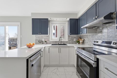 Photo 24 at 4134 Murray Hill Crescent, Creditview, Mississauga