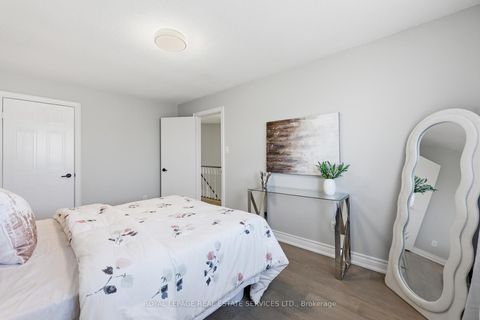 Photo 32 at 4134 Murray Hill Crescent, Creditview, Mississauga